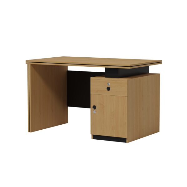 Engineered Wood Polished Executive Table